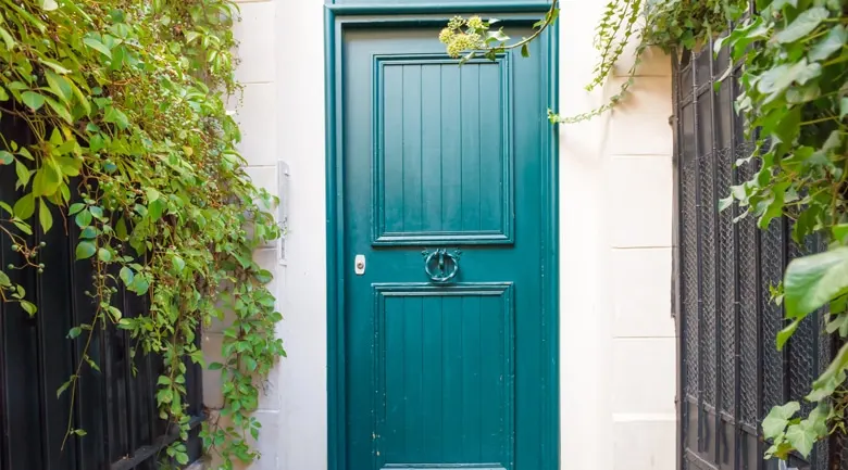 Входная дверь в цвете Tropical Teal — дверь DE5754 Dunn-Edwards