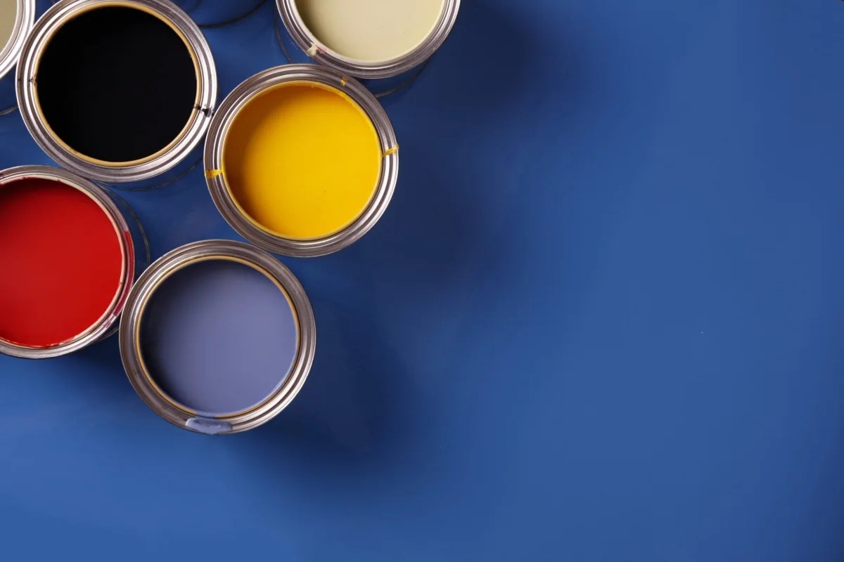 Какую краску для стен выбрать: сравнение Benjamin Moore, Sherwin-Williams и других брендов